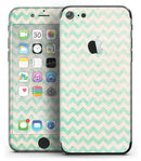 Faded_Aqua_Chevron_Pattern_-_iPhone_7_-_FullBody_4PC_v2.jpg
