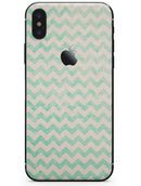 Faded Aqua Chevron Pattern - iPhone X Skin-Kit