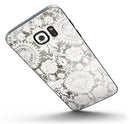 Faded_Black_and_White_Cauliflower_Damask_Pattern_-_Galaxy_S7_Edge_-_V1.jpg?