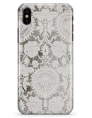 Faded Black and White Cauliflower Damask Pattern - iPhone X Clipit Case