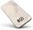 Faded_Black_and_White_Chevron_Pattern_-_Galaxy_S7_Edge_-_V2.jpg