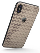 Faded Black and White Chevron Pattern - iPhone X Skin-Kit