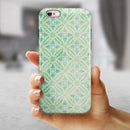 Faded Blue and Green Overlapping CIrcles iPhone 6/6s or 6/6s Plus 2-Piece Hybrid INK-Fuzed Case