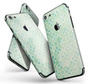 Faded_Blue_and_Green_Overlapping_CIrcles_-_iPhone_7_-_FullBody_4PC_v11.jpg