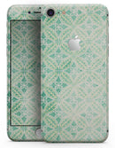 Faded Blue and Green Overlapping CIrcles - Skin-kit for the iPhone 8 or 8 Plus