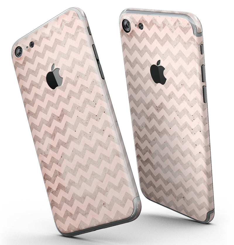 Faded_Cocoa_and_Light_Pink_Chevron_Pattern_-_iPhone_7_-_FullBody_4PC_v3.jpg