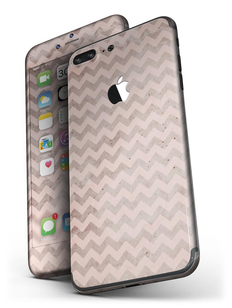 Faded_Cocoa_and_Light_Pink_Chevron_Pattern_-_iPhone_7_Plus_-_FullBody_4PC_v4.jpg