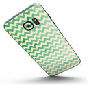 Faded_Green_Chevron_Pattern_-_Galaxy_S7_Edge_-_V1.jpg?