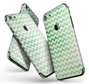 Faded_Green_Chevron_Pattern_-_iPhone_7_-_FullBody_4PC_v11.jpg