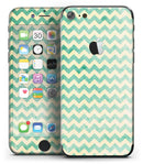 Faded_Green_Chevron_Pattern_-_iPhone_7_-_FullBody_4PC_v2.jpg