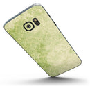 Faded_Green_Grunge_Inflated_Damask_Pattern_-_Galaxy_S7_Edge_-_V1.jpg?