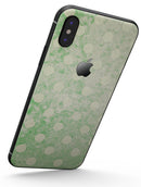 Faded Grunge Green White Polka Dot Pattern - iPhone X Skin-Kit