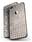 Faded_Sharp_Black_and_White_Pattern_-_iPhone_7_Plus_-_FullBody_4PC_v4.jpg