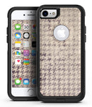 Faded Sharp Black and White Pattern - iPhone 7 or 7 Plus Commuter Case Skin Kit
