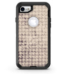 Faded_Sharp_Black_and_White_Pattern_iPhone7_Defender_V1.jpg