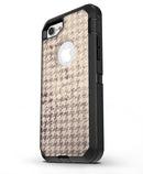 Faded_Sharp_Black_and_White_Pattern_iPhone7_Defender_V3.jpg