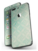 Faded_Teal_Overlapping_Circles_-_iPhone_7_Plus_-_FullBody_4PC_v4.jpg