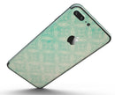 Faded_Teal_Overlapping_Circles_-_iPhone_7_Plus_-_FullBody_4PC_v5.jpg