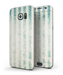 Faded_White_and_Blue_Scratched_Vertival_Stripes_-_Galaxy_S7_Edge_-_V3.jpg?