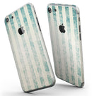 Faded_White_and_Blue_Scratched_Vertival_Stripes_-_iPhone_7_-_FullBody_4PC_v3.jpg