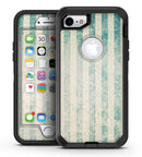 Faded_White_and_Blue_Scratched_Vertival_Stripes_iPhone7_Defender_V2.jpg