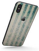 Faded White and Blue Scratched Vertival Stripes - iPhone X Skin-Kit