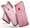 Fading_Red_and_White_Snowflake_Pattern_-_iPhone_7_-_FullBody_4PC_v11.jpg