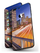 Fast_City_Life_-_iPhone_7_Plus_-_FullBody_4PC_v4.jpg