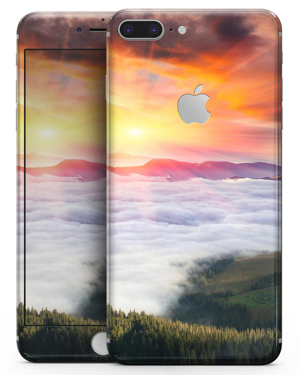 Foggy Mountainside - Skin-kit for the iPhone 8 or 8 Plus