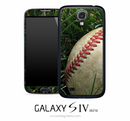 Grassy Baseball Skin for the Galaxy S4