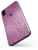 Glamorous Pink Scales - iPhone X Skin-Kit