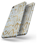 Gold Flaked Animal Laced - Skin-kit for the iPhone 8 or 8 Plus