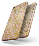 Gold Flaked Animal Pink - Skin-kit for the iPhone 8 or 8 Plus