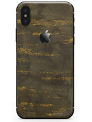 Gold Icicles over Dark Fog - iPhone X Skin-Kit