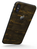 Gold Icicles over Dark Fog - iPhone X Skin-Kit