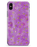 Gold Polka Dots Over Grungy Pink Surface - iPhone X Clipit Case