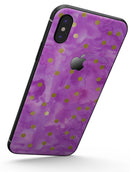 Gold Polka Dots Over Grungy Pink Surface - iPhone X Skin-Kit