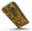 Golden_Catipillar_Fur_-_Galaxy_S7_Edge_-_V1.jpg?