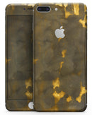 Golden Giraffe Pattern V2 - Skin-kit for the iPhone 8 or 8 Plus