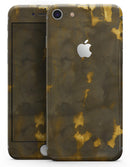 Golden Giraffe Pattern V2 - Skin-kit for the iPhone 8 or 8 Plus