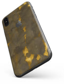 Golden Giraffe Pattern V2 - iPhone X Skin-Kit