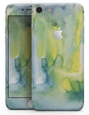 Green 211 Absorbed Watercolor Texture - Skin-kit for the iPhone 8 or 8 Plus