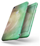 Green 8643 Absorbed Watercolor Texture - Skin-kit for the iPhone 8 or 8 Plus