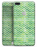 Green Basic Watercolor Chevron Pattern - Skin-kit for the iPhone 8 or 8 Plus