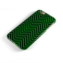Green_Black_Sharp_Chevron_Pattern_-_iPhone_6s_-_Gold_-_Clear_Rubber_-_Hybrid_Case_-_Shopify_-_V6.jpg