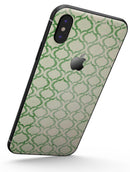 Green Bubble Morrocan Pattern - iPhone X Skin-Kit