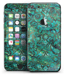 Green_Damask_Watercolor_Pattern_-_iPhone_7_-_FullBody_4PC_v2.jpg