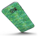 Green_Textured_Triangle_Pattern_-_Galaxy_S7_Edge_-_V1.jpg?