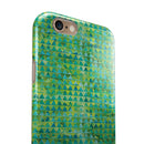 Green Textured Triangle Pattern iPhone 6/6s or 6/6s Plus 2-Piece Hybrid INK-Fuzed Case