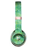 Green Textured Triangle Pattern Full-Body Skin Kit for the Beats by Dre Solo 3 Wireless Headphones